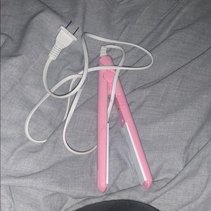 Hair straightener